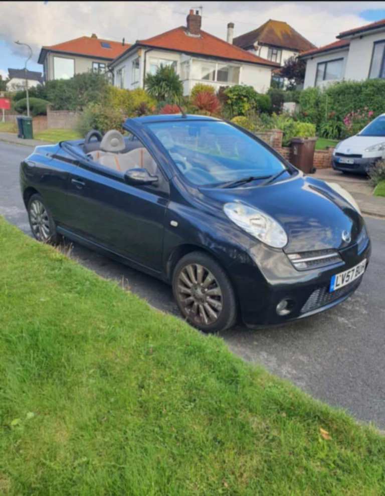 Convertible Fully Loaded Nissan Micra CC Active Luxury Edition 1,6 petrol 