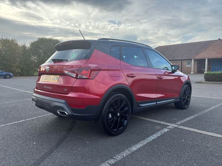 2025 SEAT Arona 1.0 TSI 115 FR Black Edition 5dr Hatchback PETROL Manual
