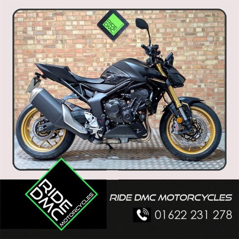 HONDA CB1000 HORNET SP. ZERO MILES. NICE EXTRAS. NEVER BEEN RIDDEN.