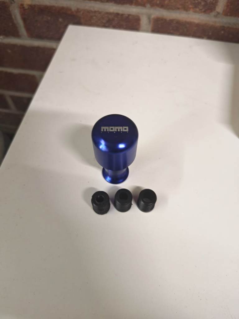 Blue MOMO-Style Gear Knob + 3 Adapters – Boxed