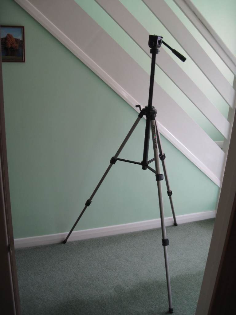 Velbon CX-680 Tripod for Camera/video (Unused)