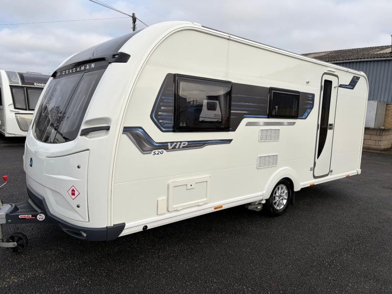 image for Coachman VIP 520 3 berth 2019 mover ***LOVELY CONDITION***