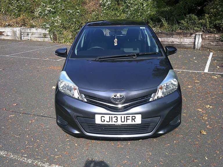 2013 Toyota Yaris 1.33 VVT-i TR 5dr Multidrive S HATCHBACK Petrol Manual