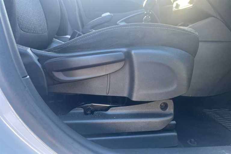 2019 Vauxhall Crossland X 1.2T ecoTec [110] SE 5dr [6 Speed] [S/S] HATCHBACK PETROL Manual