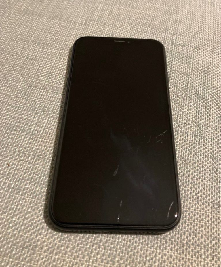 iPhone XR 128gb unlocked 