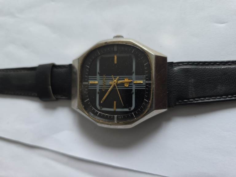 Vintage omax winding watch 