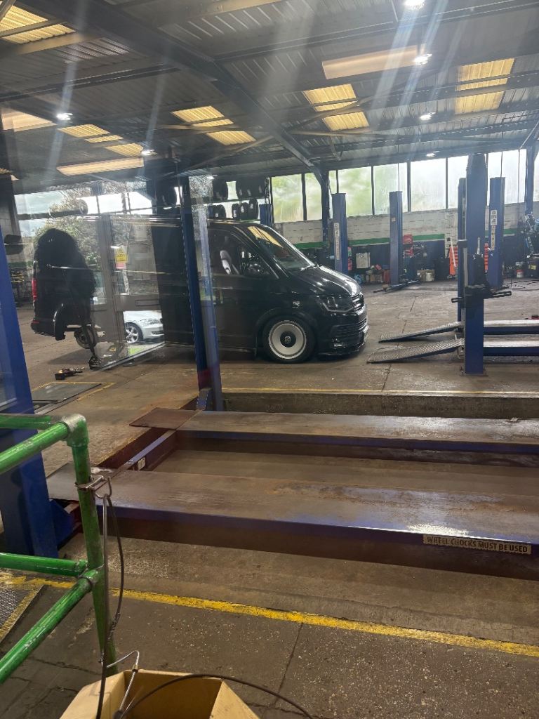 Volkswagen, TRANSPORTER, Panel Van, 2017, Manual, 1968 (cc)