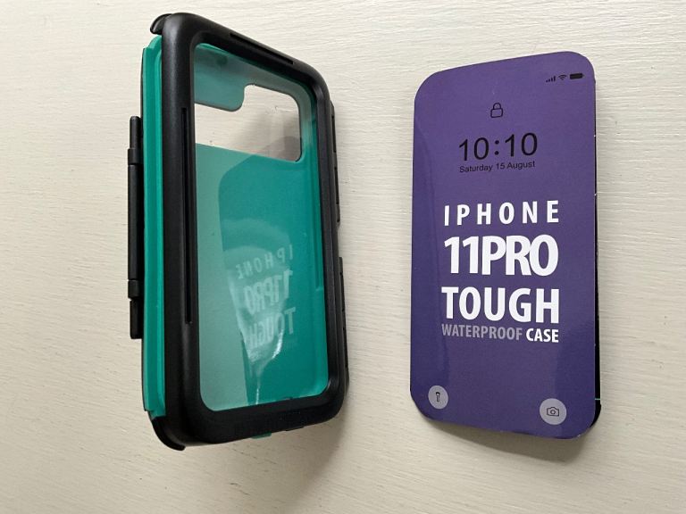 Motorcycle/bicycle waterproof iPhone 11 Pro case