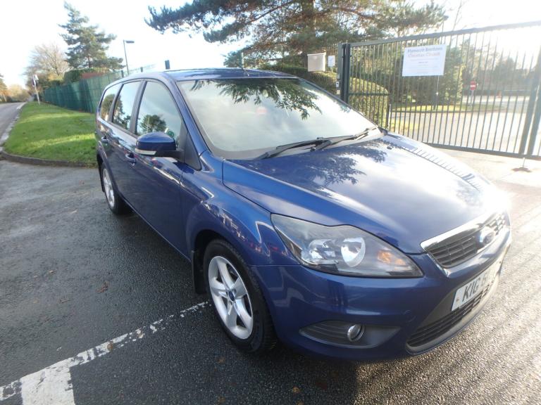 2009 Ford Focus 1.6 Zetec 5dr Auto ESTATE Petrol Automatic