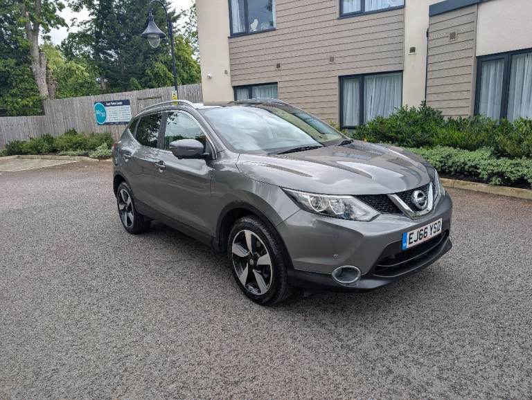nissan qashqai dig T 2016 Nissan service history 1.2 litre panaramic sunroof 
