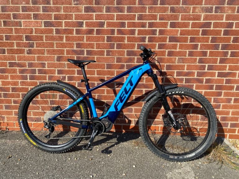 Felt eMTB with Hope Pro5 hub & Fortus30 wheel