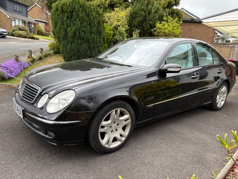 Mercedes 2005 E320 CDi Avantgarde Automatic 