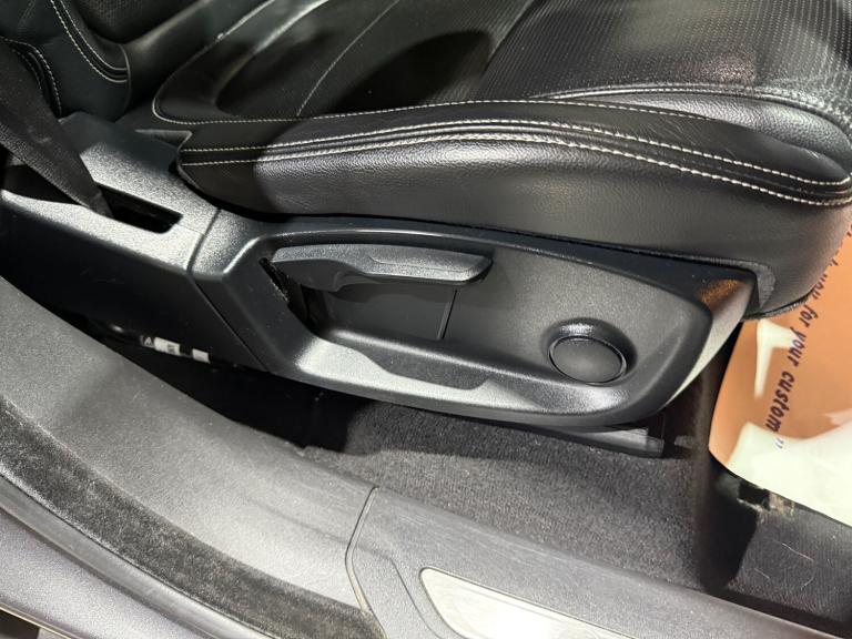 2017 Jaguar F-Pace 2.0 D180 R-Sport SUV 5dr Diesel Auto AWD Euro 6 (s/s) (180