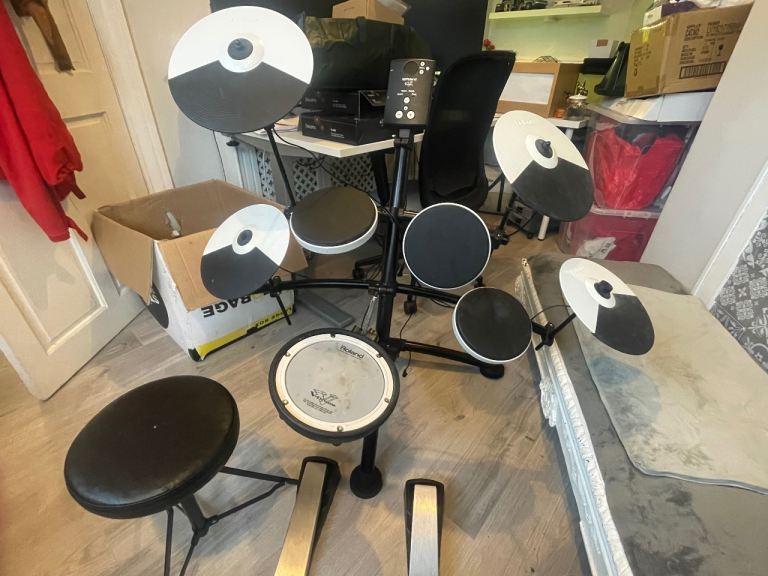 Roland small electric drum kit