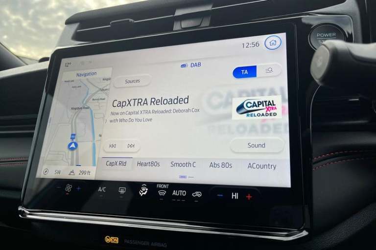 2025 Ford Puma 1.0 EcoBoost Hybrid mHEV ST-Line 5dr DCT ** Sync 4 - Bluetooth / USB Connec Hatchb...