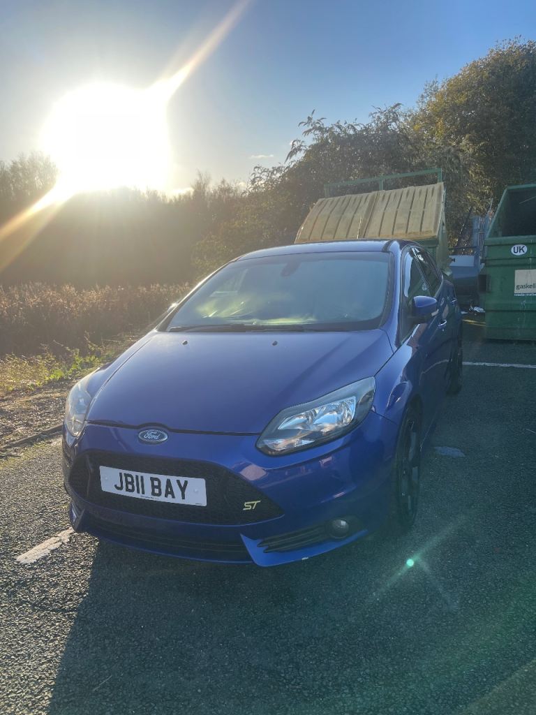 Ford, FOCUS, Hatchback, 2012, Manual, 1999 (cc), 5 doors