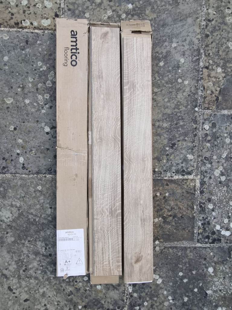 Amtico Spacia Featured Oak 6.3m2 Flooring Planks