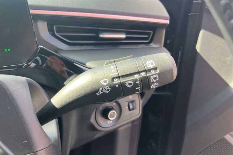 2025 MG MG3 1.5 Hybrid Trophy 5dr Auto HATCHBACK PETROL/ELECTRIC Automatic