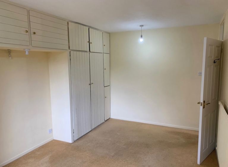 2 Double rooms to lodge in shared house 