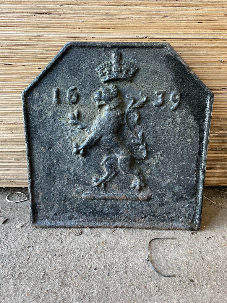 Reclaimed 20th Century Cast Iron Lion Fire Back