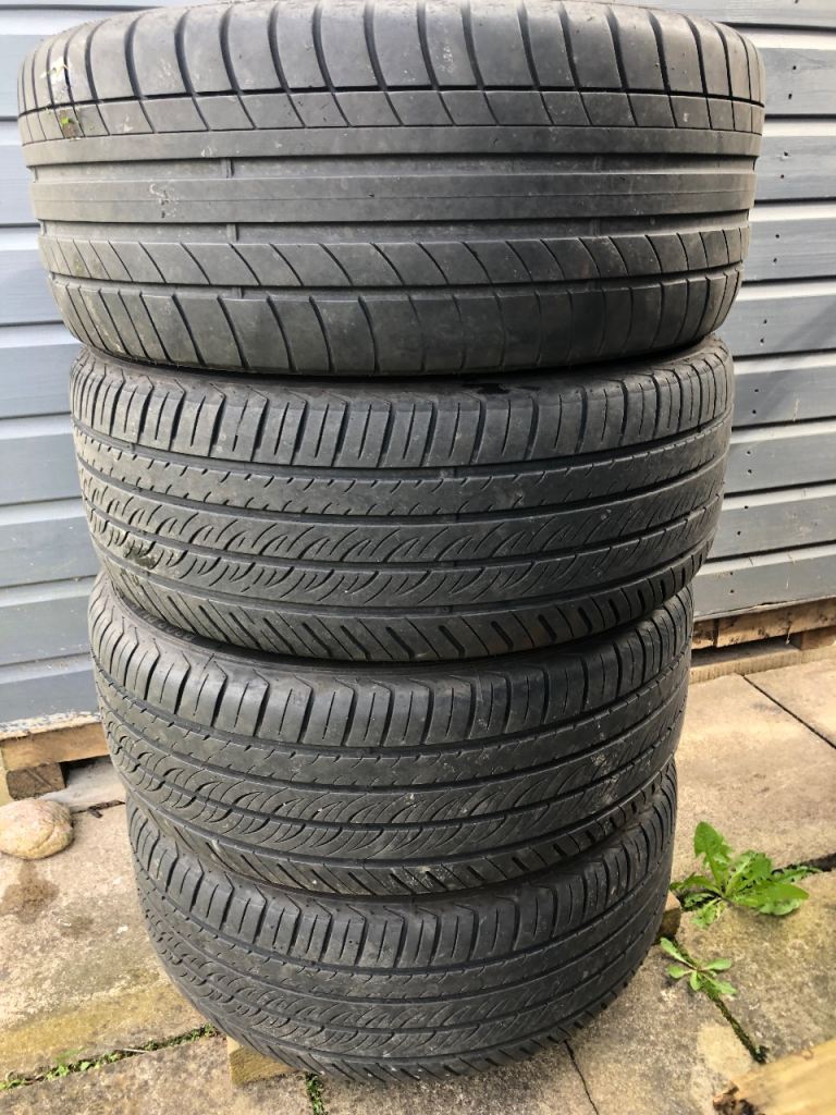 Ford Focus ST style alloys