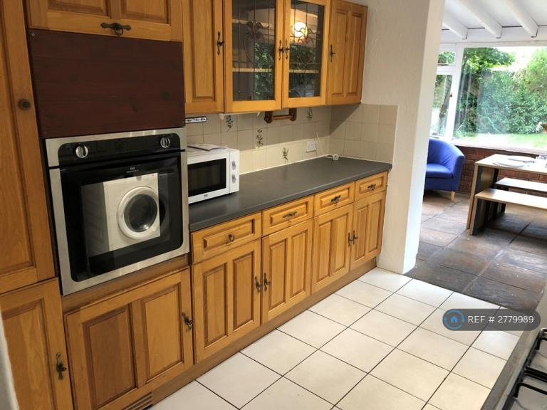 5 bedroom house in Elizabeth Way, Cambridge, CB4 (5 bed) (#2779989)