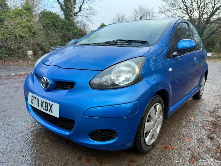 2011 Toyota AYGO 1.0 VVT-i Blue 5dr HATCHBACK Petrol Manual