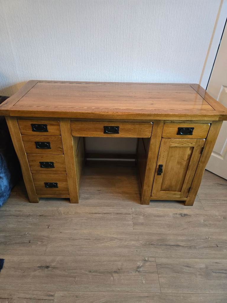 Oak Furnitureland Desk 