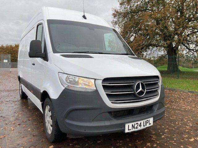 2024 Mercedes-Benz Sprinter 2.0 315 CDI Premium Panel Van 5dr Diesel G-Tronic RWD L2 H2 Euro 6 (s...
