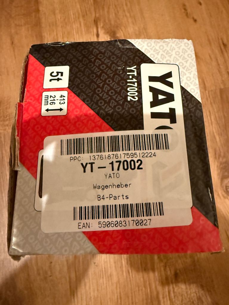 YATO bottle hydraulic jack 5T Brand NEW, unused