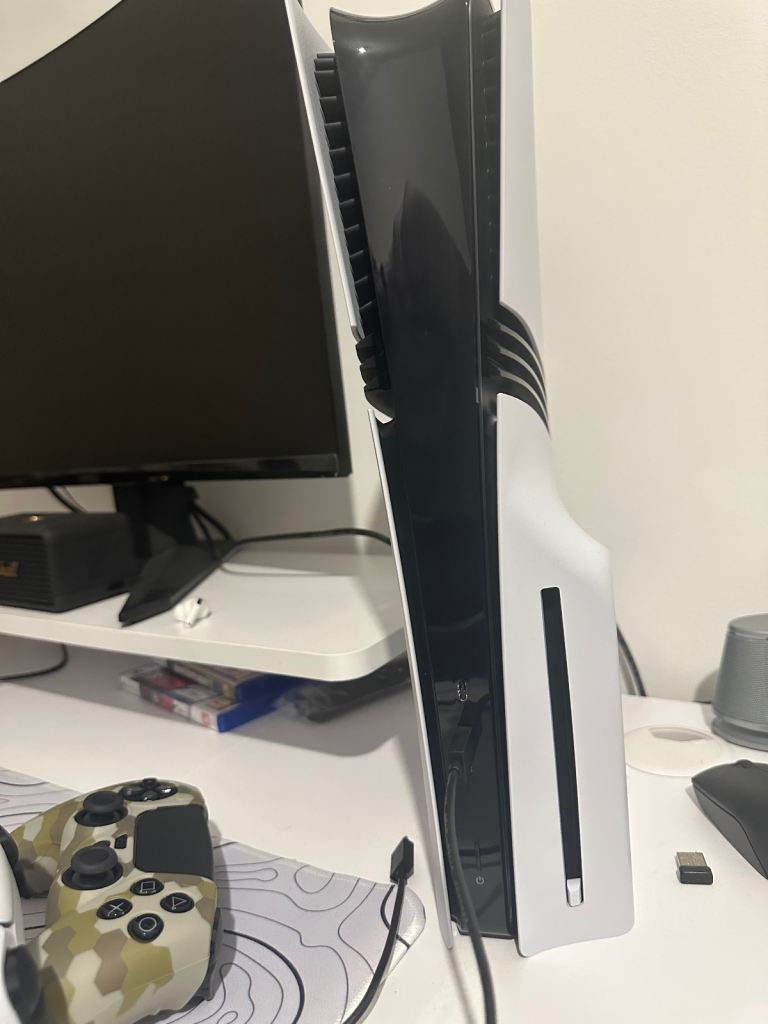 Ps5 pro|| with disc drive || with 2 controllers ||2xps5 games 