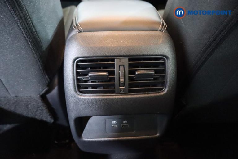 2022 Nissan Qashqai 1.3 DiG-T MH 158 N-Connecta 5dr Xtronic HATCHBACK PETROL Automatic