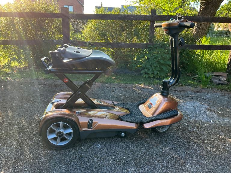 Devillbiss Drive automatically folding mobility scooter