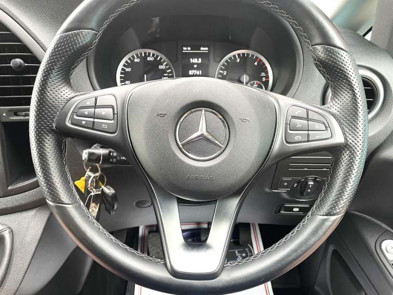 2019 Mercedes-Benz Vito 2.1 114 CDI BlueTEC SELECT Tourer RWD L2 Euro 6 (s/s) 5dr (LWB) Minibus D...