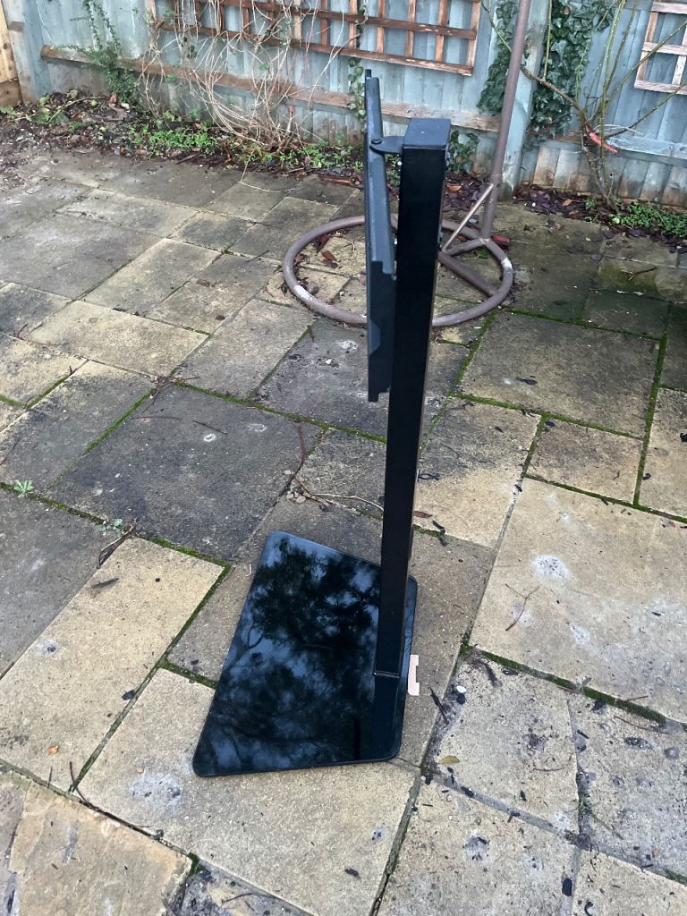 Tv stand with bracket