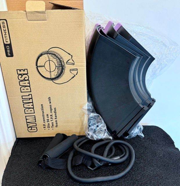 Pro Fitness Gym Ball Base & Resistant Bands £10.