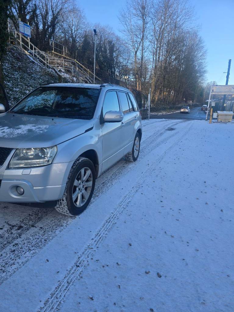 Suzuki, GRAND VITARA, SZ5 Estate, 2009, Manual, 2393 (cc), 5 doors **TOP SPEC**