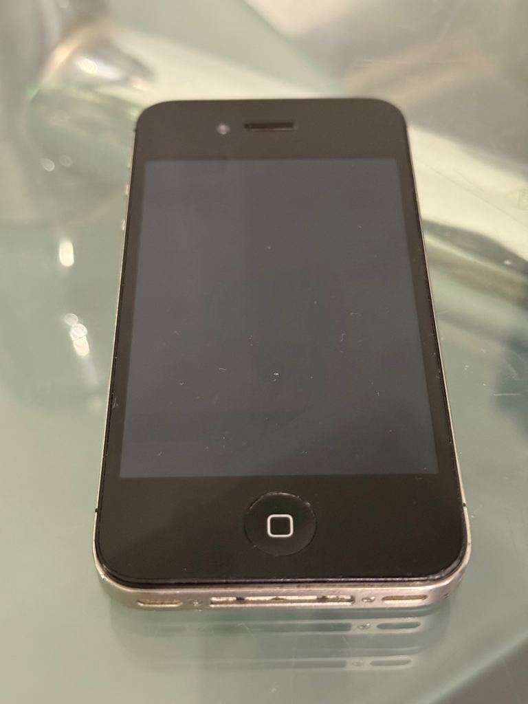 Black Apple iPhone 4 Mobile Phone