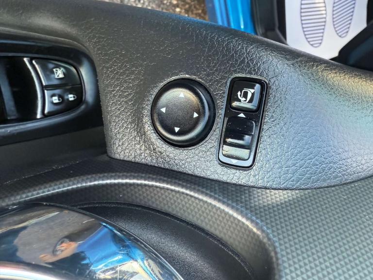 2017 Nissan Qashqai 1.5 Qashqai N-Connecta dCi 5dr SUV Diesel Manual