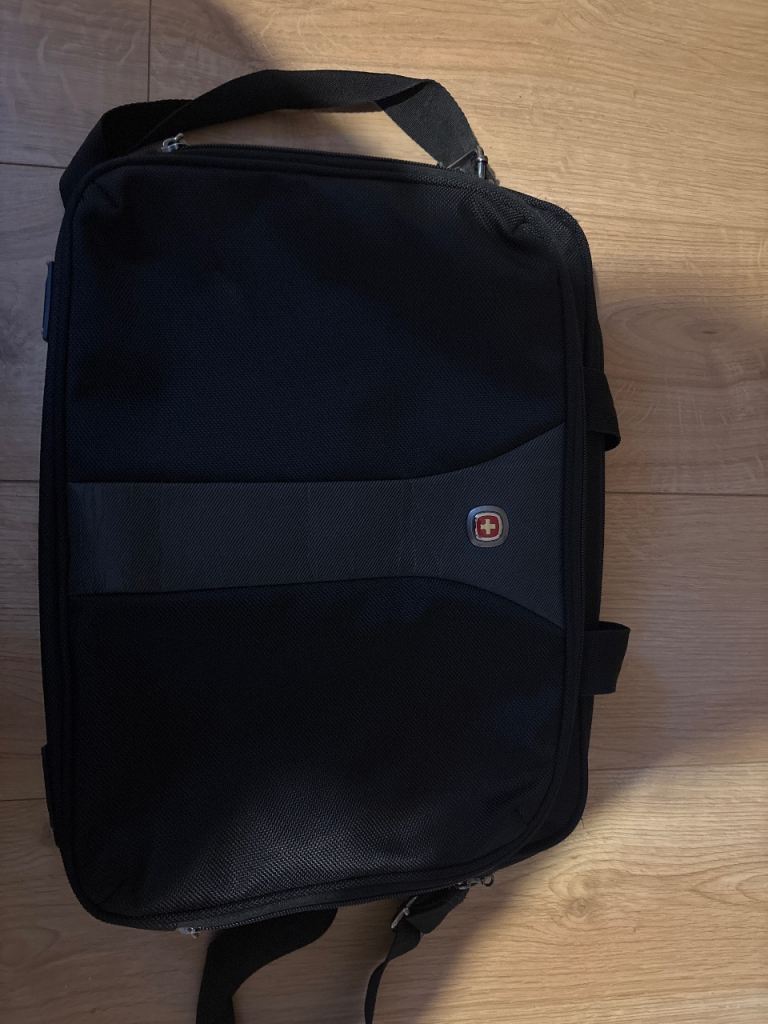 Swissgear Black Laptop Backpack/Briefcase – Good Condition