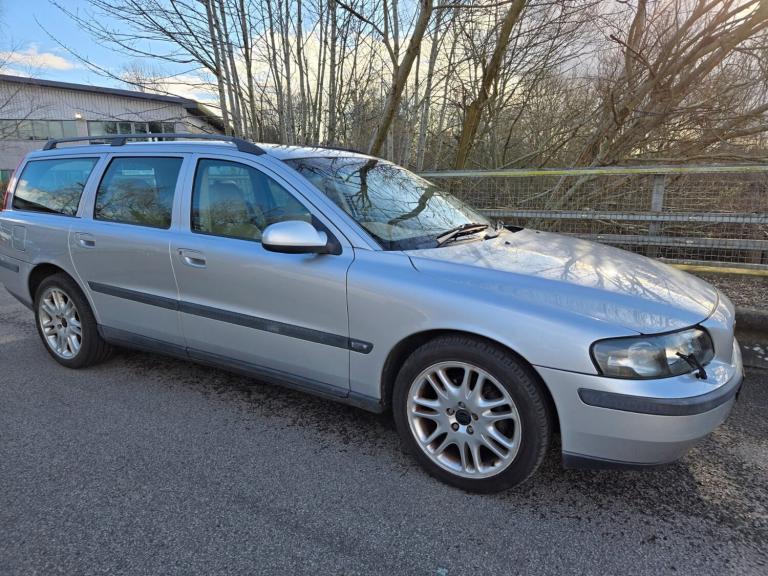 2002 Volvo V70 2.4 170 S 5dr Auto ESTATE Petrol Automatic