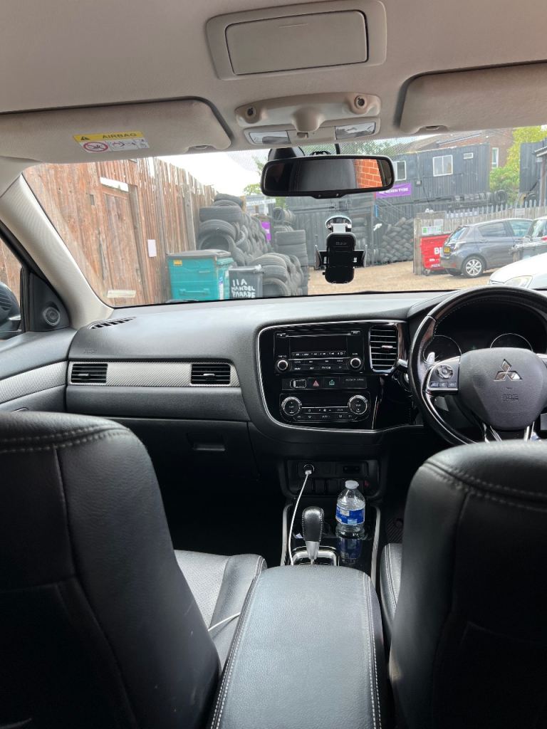 Mitsubishi, OUTLANDER, Estate, 2018, Other, 2268 (cc), 5 doors