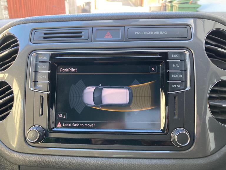 2015 Volkswagen Tiguan 2.0 TDI BlueMotion Tech Match DSG 4WD Euro 6 (s/s) 5dr ESTATE Diesel Autom...