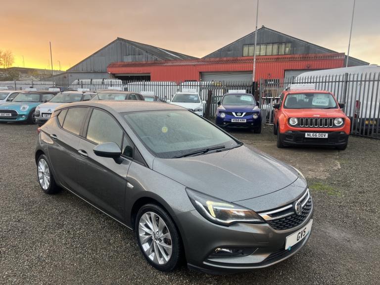 VAUXHALL ASTRA 1.4 i Turbo Tech Line Nav 2019