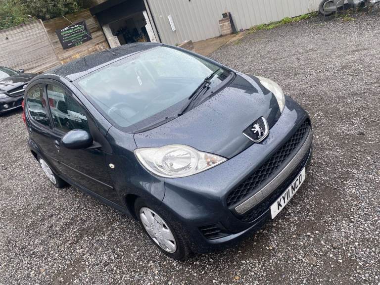 Peugeot, 107, Hatchback, 2011, Manual, 998 (cc), 5 doors