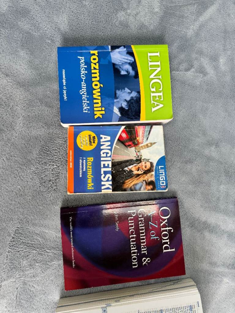 Oxford Dictionaries and Polish-English Phrasebook – Good Condition