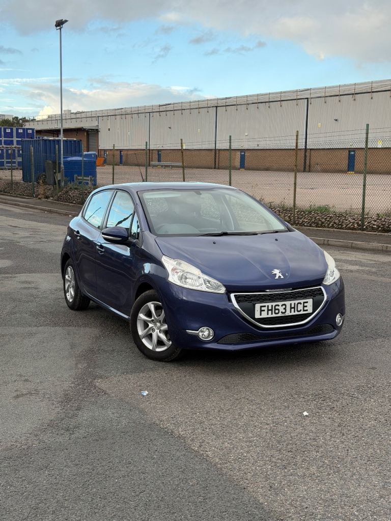 Peugeot, 208, Hatchback, 2014, Manual, 999 (cc), 5 doors