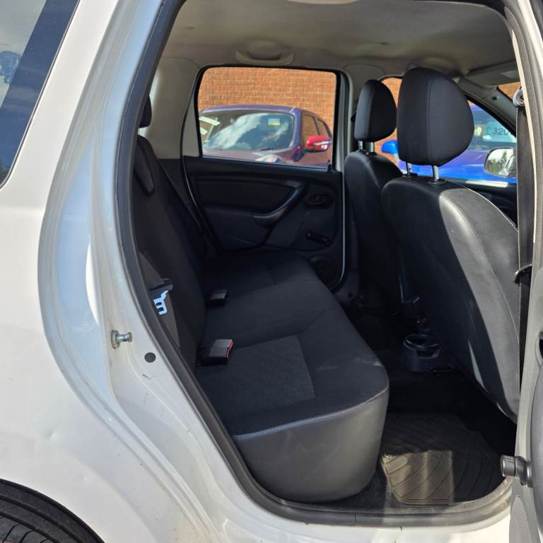 DACIA DUSTER ACCESS 4X2 MODEL 1.6 PETROL 105 BHP LOW MILES 65K 12 MONTHS MOT&FULL HISTORY SERVICE!!!