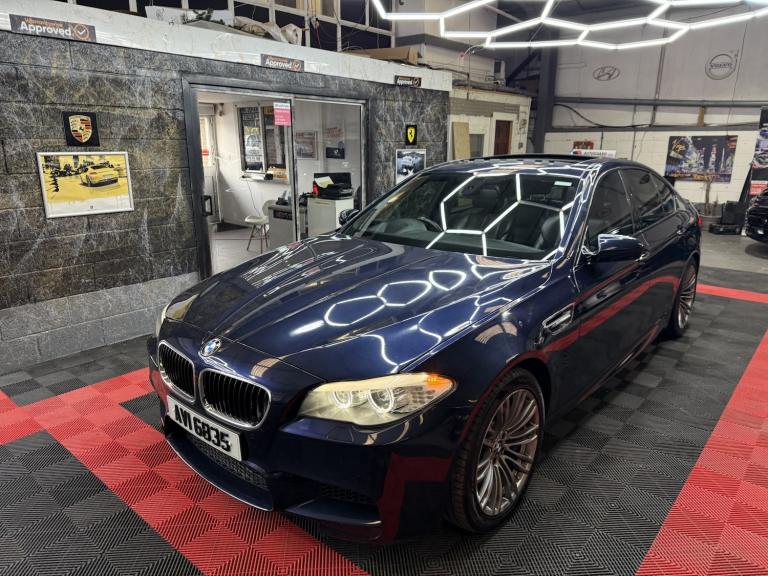 BMW M5 4.4 M5 Saloon 2011