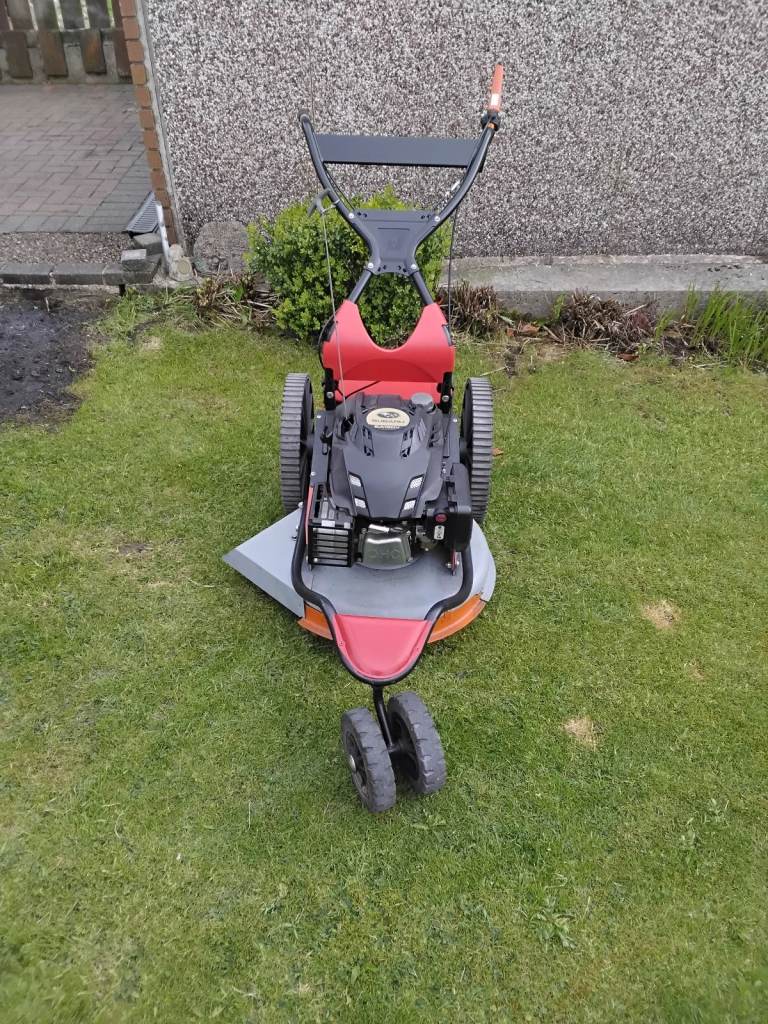 image for SUBARU PADDOCK MOWER 